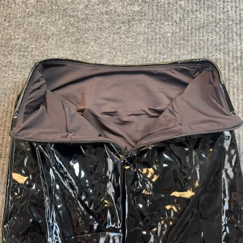 SKIMS Size XXS Patent Faux Leather Swim Skirt Black Onyx CU-SKT-3656 2XS NEW